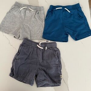 3 pairs of toddler boy shorts 2T